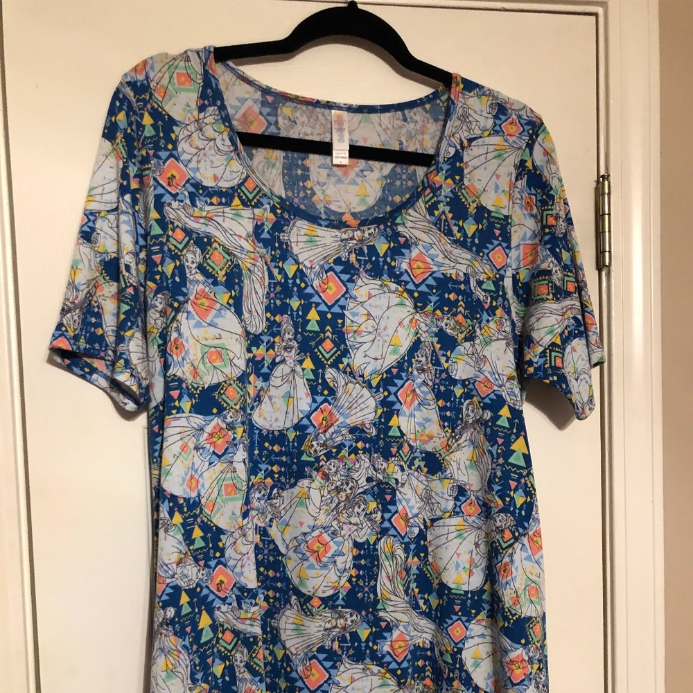 Lularoe DISNEY Perfect Tee size LARGE